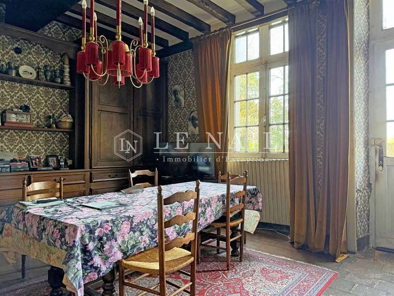 Château Laval - 13 chambres - 600m²