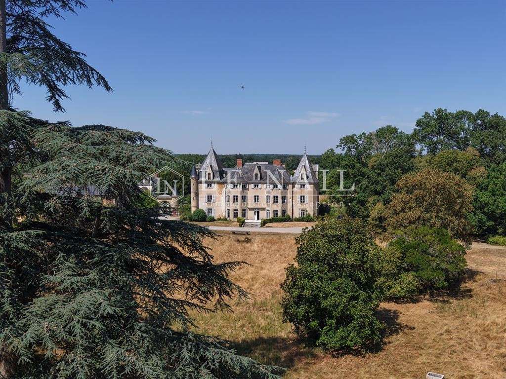 Château Laval