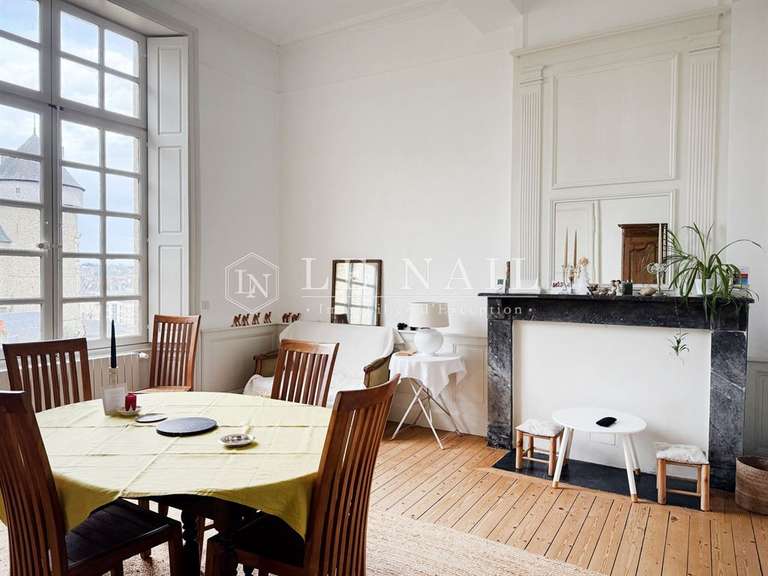 Maison Laval - 4 chambres - 205m²