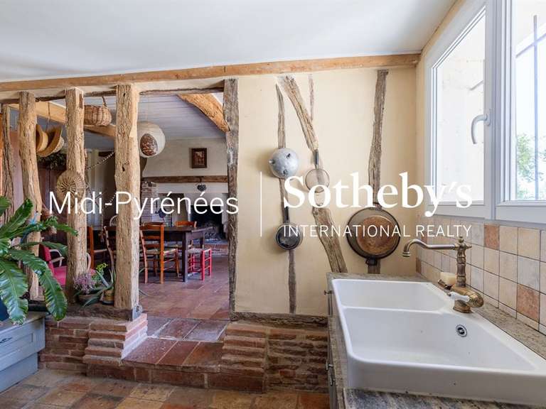 Maison Lavalette - 5 chambres - 307m²