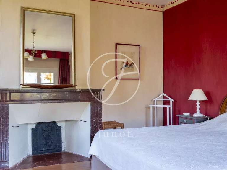 Château Lavaur - 19 chambres - 836m²