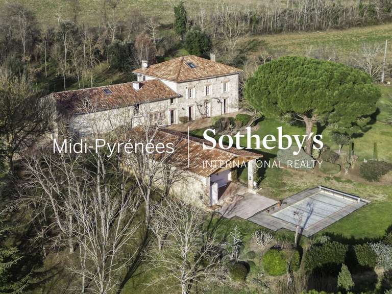 House Lavaur - 6 bedrooms - 440m²