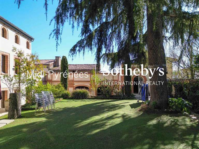 Maison Lavaur - 14 chambres - 733m²