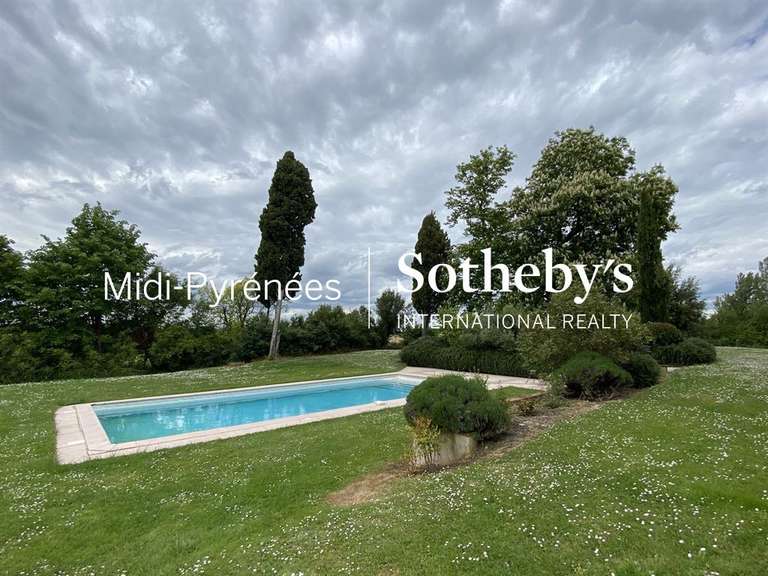 Maison Lavaur - 19 chambres - 1130m²