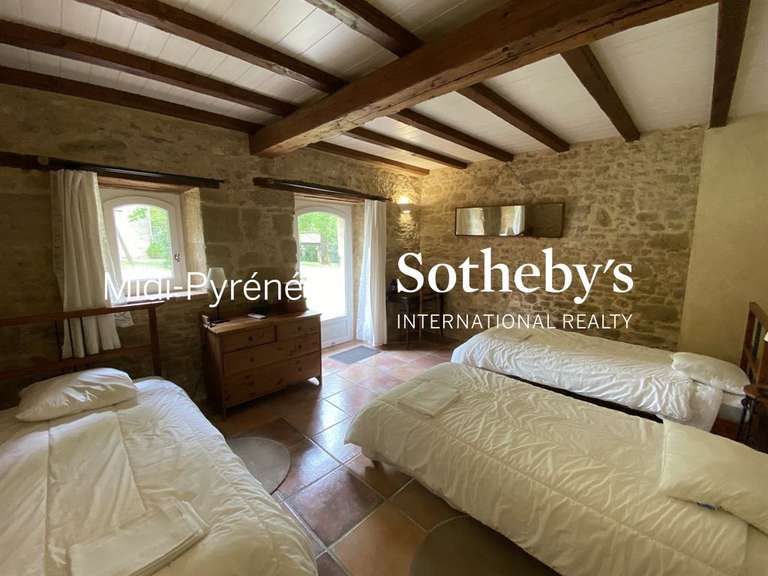 Maison Lavaur - 19 chambres - 1130m²