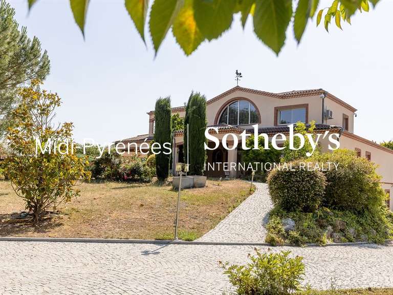 Maison Lavaur - 4 chambres - 408m²