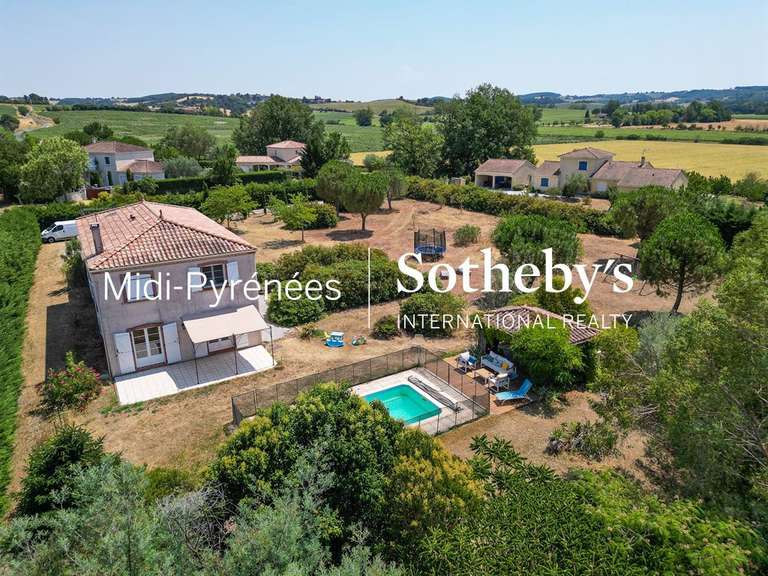 Maison Lavaur - 5 chambres - 230m²