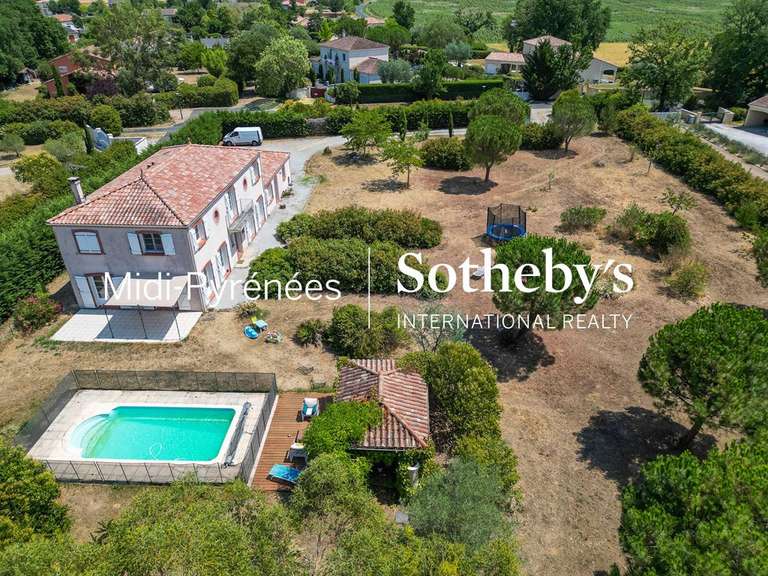 Maison Lavaur - 5 chambres - 230m²