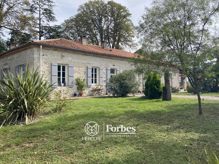 Propriété Layrac - 7 chambres - 643m²