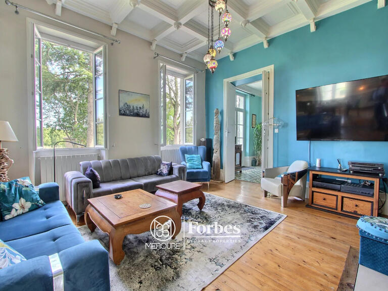 Propriété Layrac - 7 chambres - 643m²