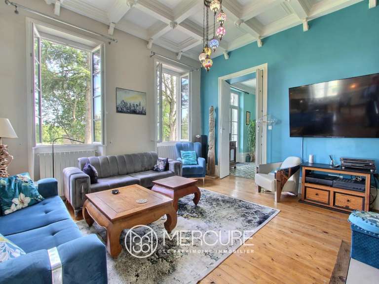 Propriété Layrac - 7 chambres - 643m²