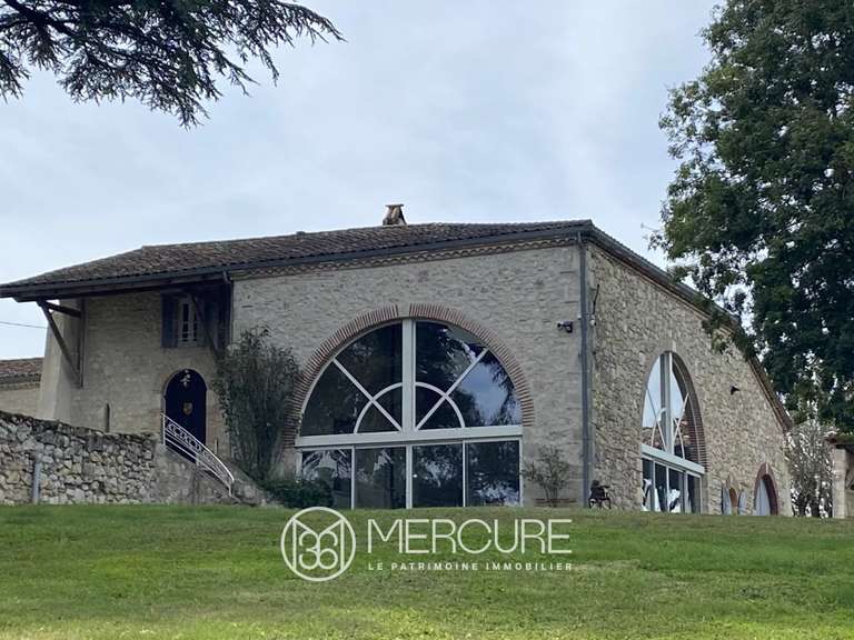 Propriété Layrac - 7 chambres - 643m²