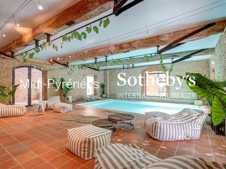 Maison Layrac-sur-Tarn - 6 chambres - 560m²