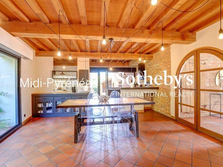 Maison Layrac-sur-Tarn - 6 chambres - 560m²