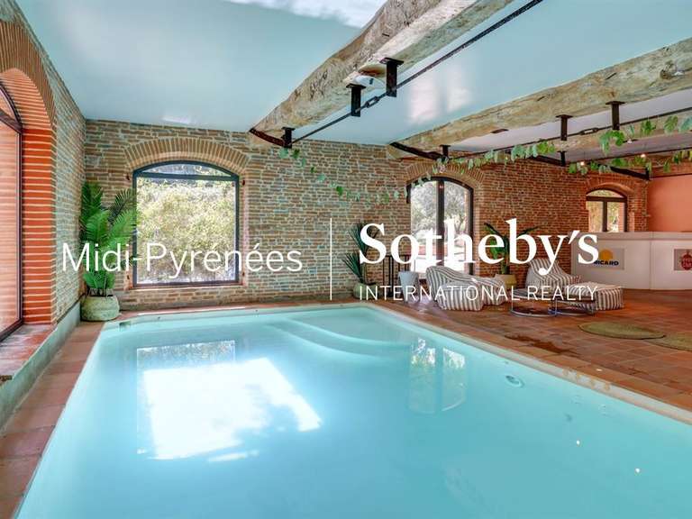 Maison Layrac-sur-Tarn - 6 chambres - 560m²