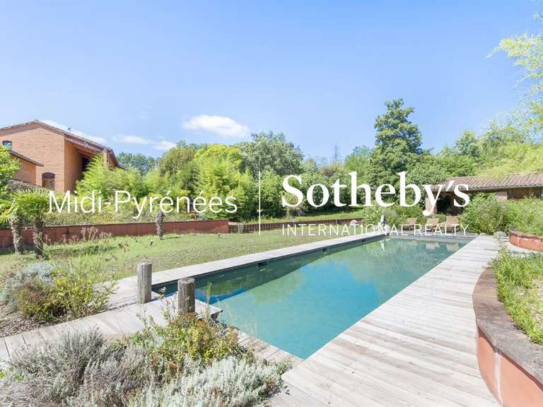 Maison Layrac-sur-Tarn - 6 chambres - 560m²