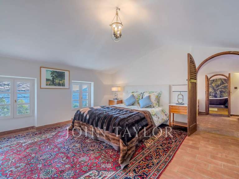 Maison Le Bar-sur-Loup - 10 chambres - 630m²