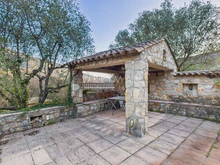 House Le Bar-sur-Loup - 3 bedrooms - 165m²