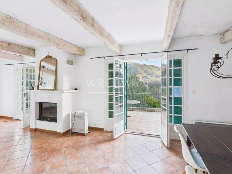 Maison Le Bar-sur-Loup - 3 chambres - 165m²