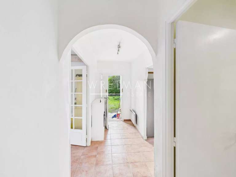 Maison Le Bar-sur-Loup - 3 chambres - 165m²