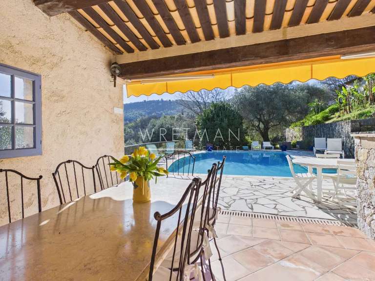 Maison Le Bar-sur-Loup - 4 chambres - 160m²