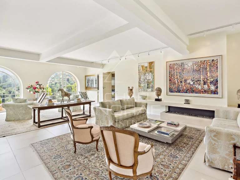 Maison Le Bar-sur-Loup - 6 chambres - 490m²