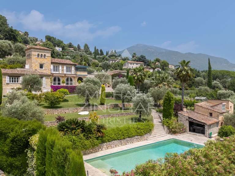 Maison Le Bar-sur-Loup - 6 chambres - 490m²