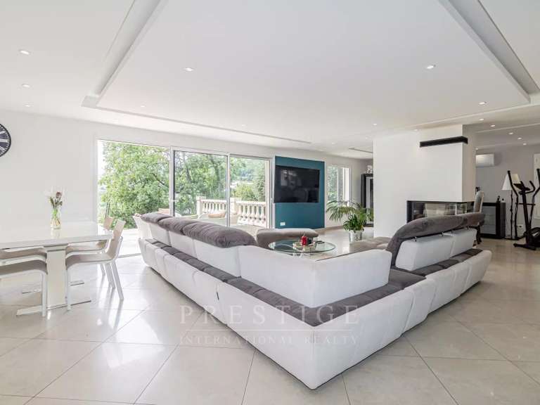 Maison Le Bar-sur-Loup - 4 chambres - 292m²