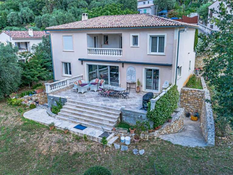 Maison Le Bar-sur-Loup - 4 chambres - 292m²