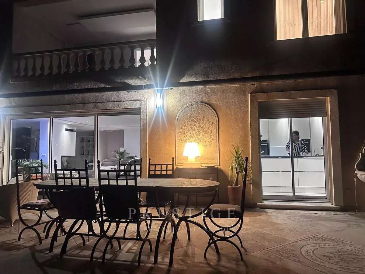 House Le Bar-sur-Loup