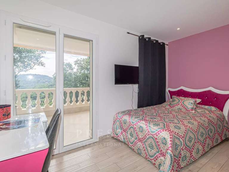 Maison Le Bar-sur-Loup - 4 chambres - 292m²