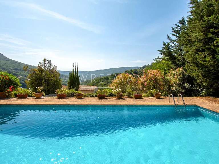 Maison Le Bar-sur-Loup - 5 chambres - 238m²