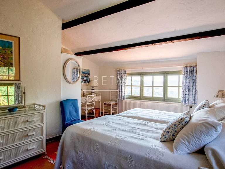 Maison Le Bar-sur-Loup - 5 chambres - 238m²