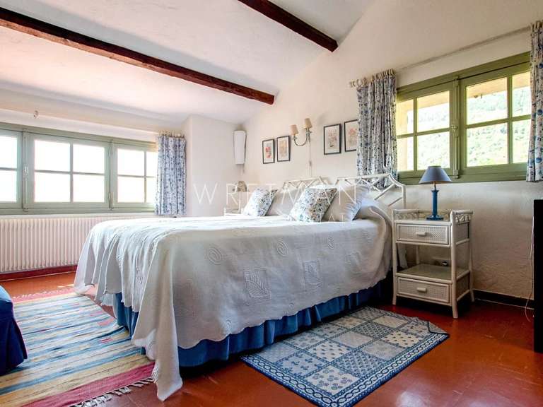 Maison Le Bar-sur-Loup - 5 chambres - 238m²