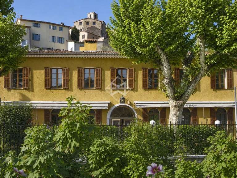 Villa Le Bar-sur-Loup - 741m²