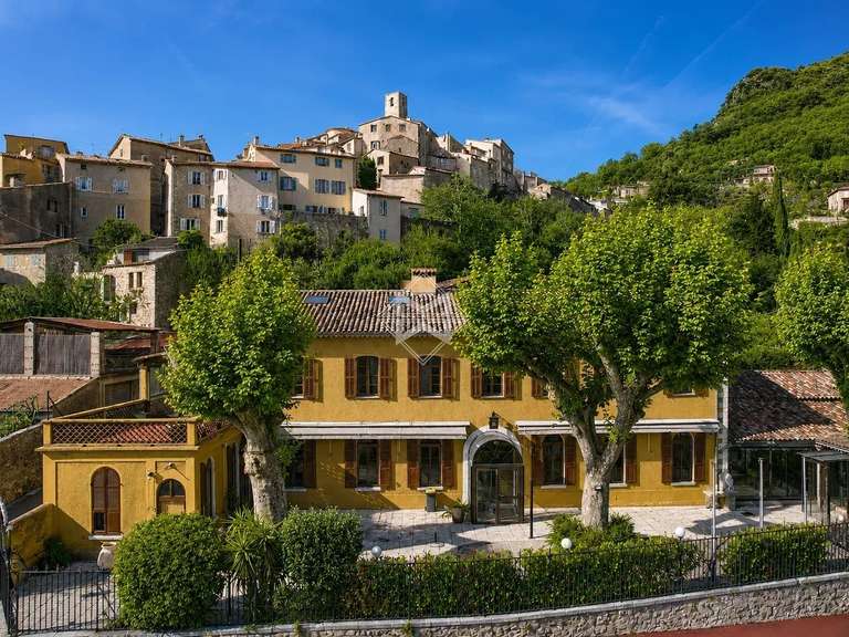 Villa Le Bar-sur-Loup - 741m²