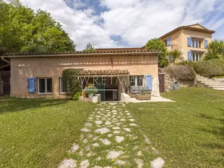 Villa Le Bar-sur-Loup - 4 chambres - 250m²