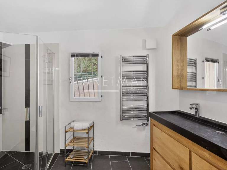 Villa Le Bar-sur-Loup - 4 chambres - 250m²