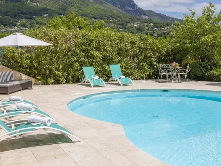 Villa Le Bar-sur-Loup - 252m²