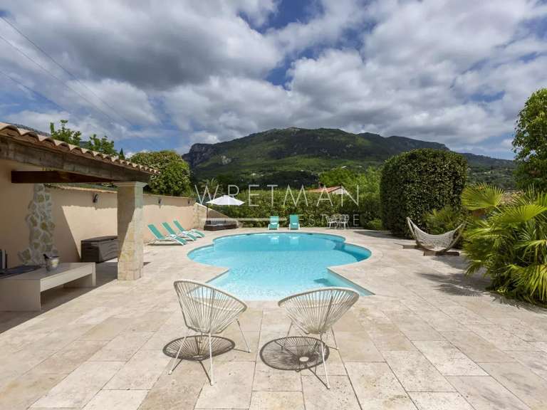 Villa Le Bar-sur-Loup - 252m²