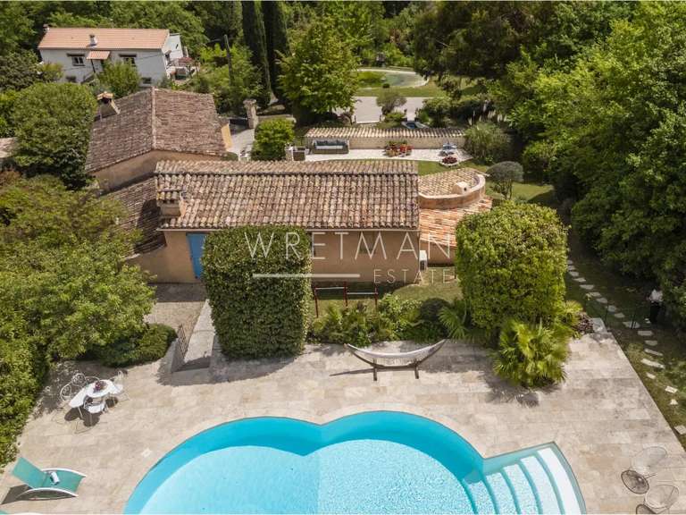 Villa Le Bar-sur-Loup - 252m²