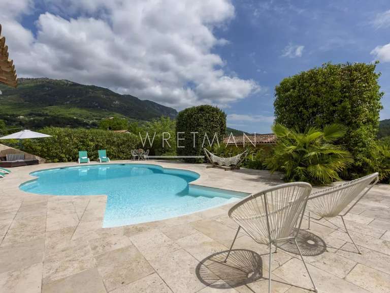 Villa Le Bar-sur-Loup - 252m²