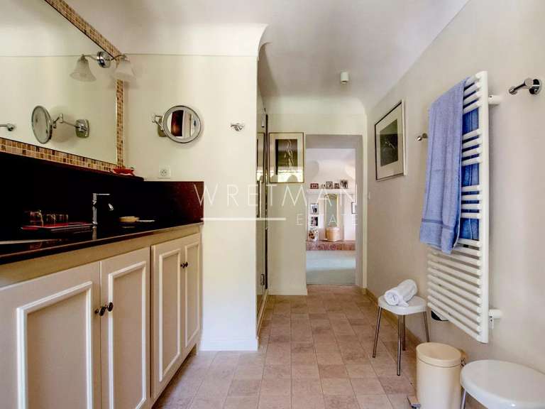 Villa Le Bar-sur-Loup - 5 chambres - 238m²