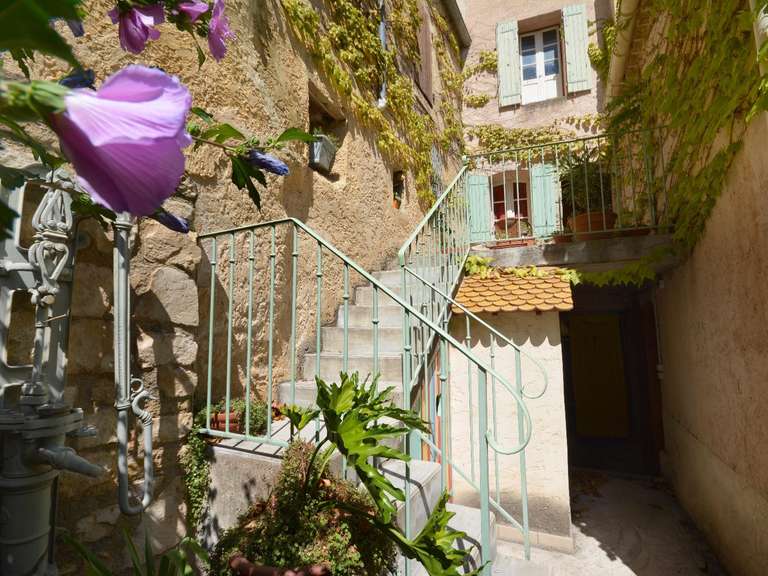 Maison Le Barroux - 7 chambres - 241m²