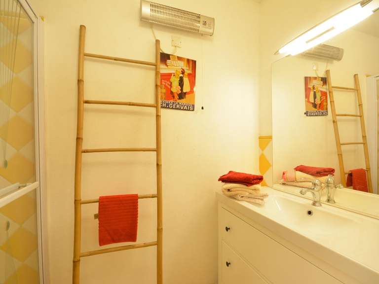 Maison Le Barroux - 7 chambres - 241m²