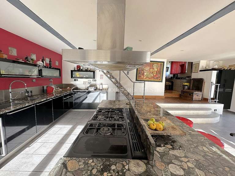 Maison Le Beaucet - 3 chambres - 228m²