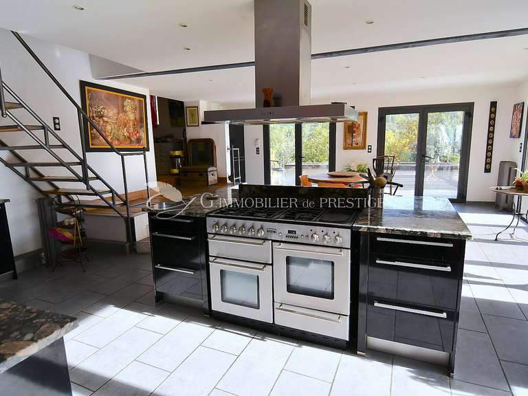 Maison Le Beaucet - 3 chambres - 228m²