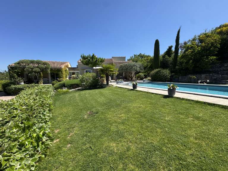 Villa Le Beaucet - 4 bedrooms - 250m²