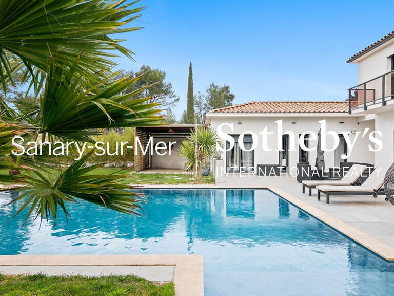 Maison Le Beausset - 6 chambres - 254m²