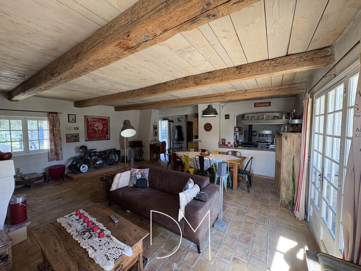 House Le Beausset